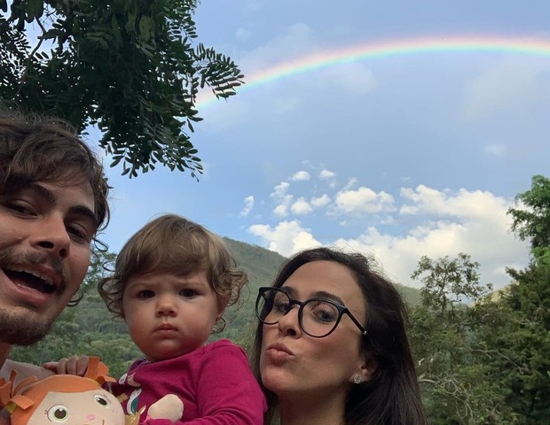 Rafael Vitti e Tatá Werneck com a filha (Foto: Reprodução/Instagram)