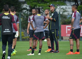 Contra o Z-4:  São Paulo inicia sequência decisiva no Brasileirão