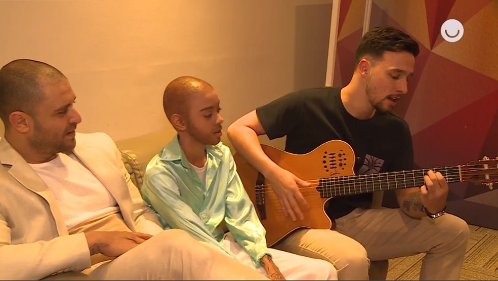 Davi e Matheus, filho e enteado de Diogo Nogueira, revelam se desejam seguir carreira na música