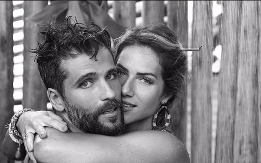As Declaracoes De Amor Dos Famosos Mais Fofas Neste Dia Dos Namorados Revista Marie Claire Celebridades Jovem casal assistindo por do sol na praia. as declaracoes de amor dos famosos mais
