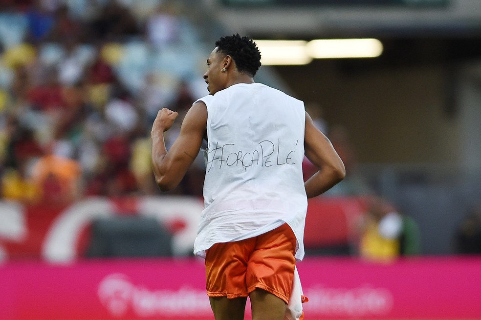PA faz homenagem na camisa para Pelé — Foto: Alexandre Durão