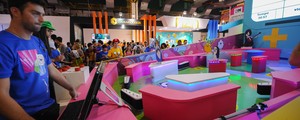 Pinball gigante, museu, autorama... curiosidades da Brasil Game Show (Flavio Moraes/G1)
