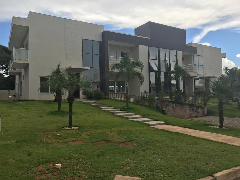 Mulheres E Criancas Sao Trancadas Em Armario Durante Assalto A Casa No Park Way No Df Distrito Federal G1