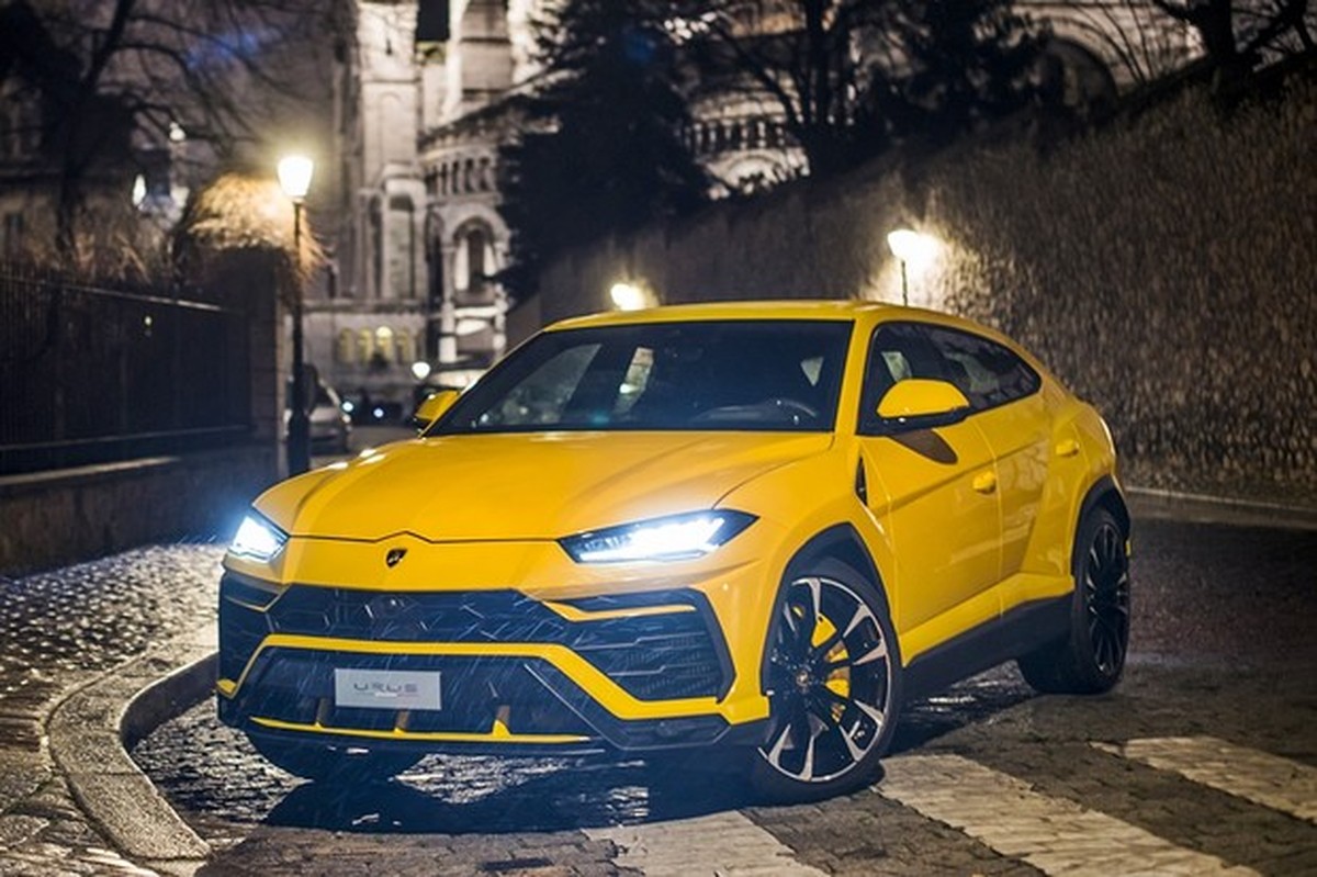Urus, SUV de R 2,4 milhões, está com fila de espera no Brasil Carros autoesporte