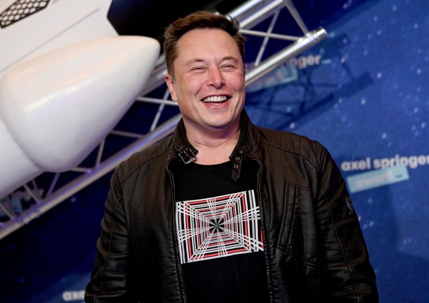 BERLIN, GERMANY DECEMBER 01:  SpaceX owner and Tesla CEO Elon Musk poses on the red carpet of the Axel Springer Award 2020 on December 01, 2020 in Berlin, Germany.  (Photo by Britta Pedersen-Pool/Getty Images) (Foto: Getty Images)