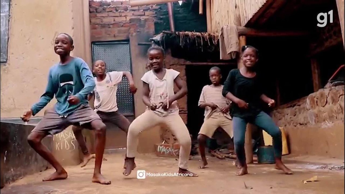 Crianças órfãs de Uganda mostram talento na dança e encantam 1,3 milhões de seguidores com coreografias |  Olha que felony