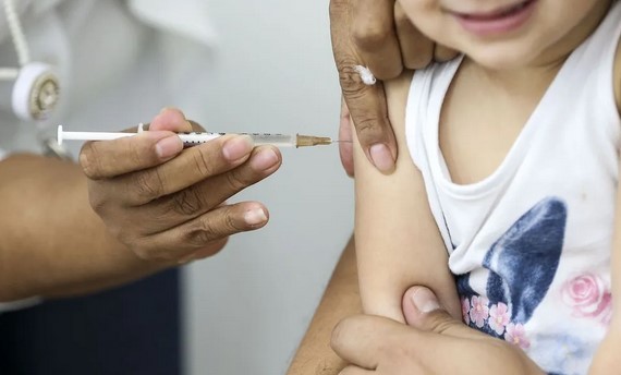Vacinação da 3ª dose contra a Covid para crianças a partir de 5 anos começa na terça-feira em Fortaleza