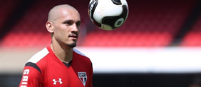Maicon é o jogador que o Lugano não conseguiu ser ao voltar, diz jornalista