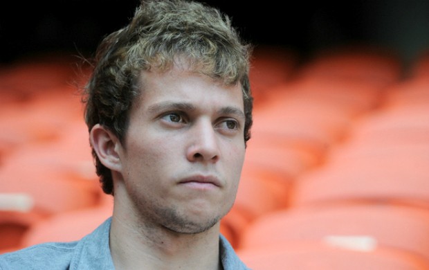 Bernard Shakhtar (Foto: Reprodução / Site Oficial)