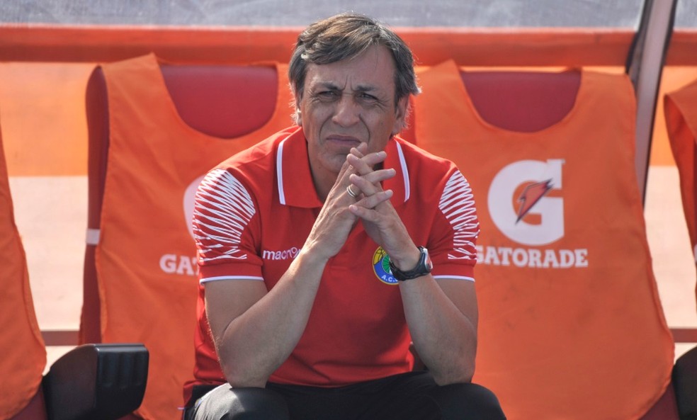 Hugo Vilches, do Audax Italiano, foi considerado o melhor treinador da temporada passada pela federaÃ§Ã£o chilena (Foto: ReproduÃ§Ã£o/Site Oficial Audax Italiano)