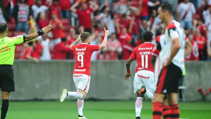 Lino elogia ousadia do Inter e critica acomodação do Flamengo após o gol