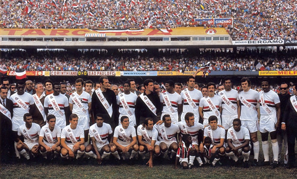 São Paulo campeão paulista de 1970, o primeiro título da Era Morumbi — Foto: Arquivo SPFC