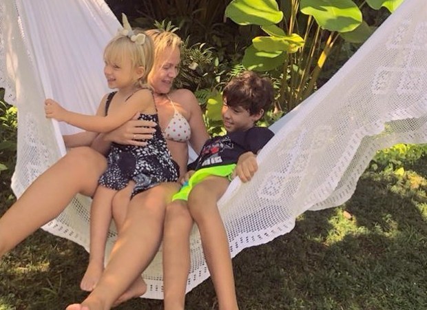 Eliana com os filhos (Foto: Reprodução/Instagram)