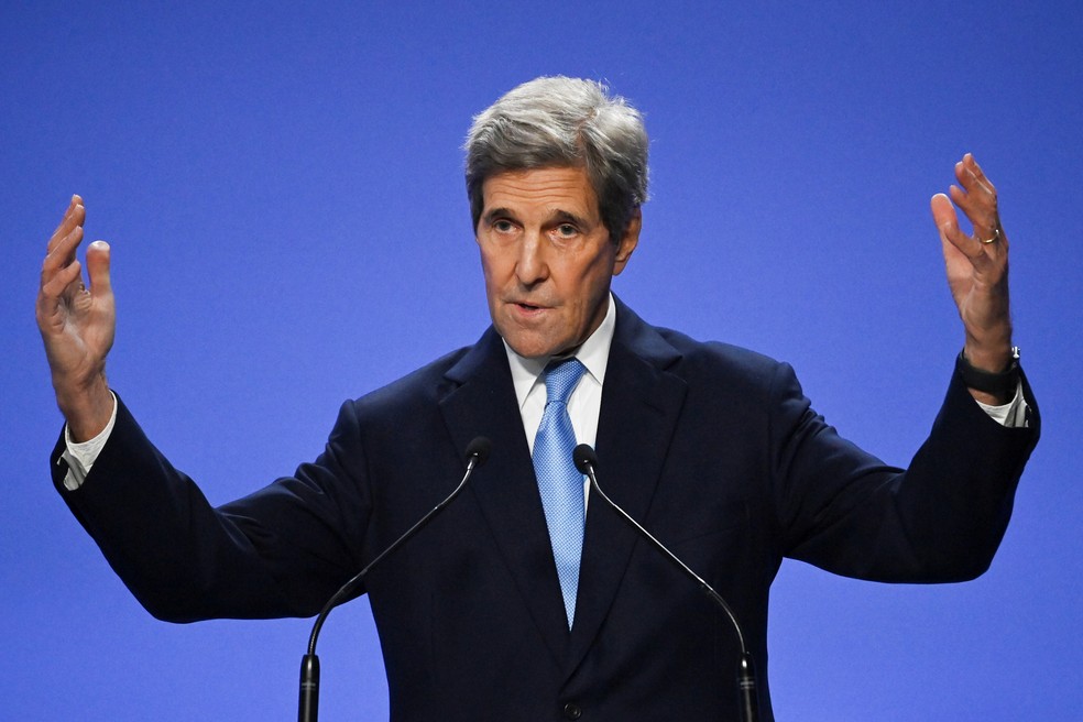 Assessor especial do governo Joe Biden para o clima, John Kerry — Foto: Jeff J Mitchell/Reuters
