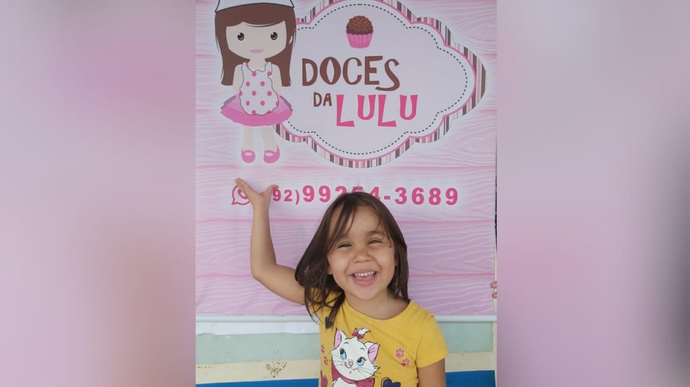 Anna Luíza sugeriu que a mãe vendesse doces durante a pandemia — Foto: Arquivo pessoal