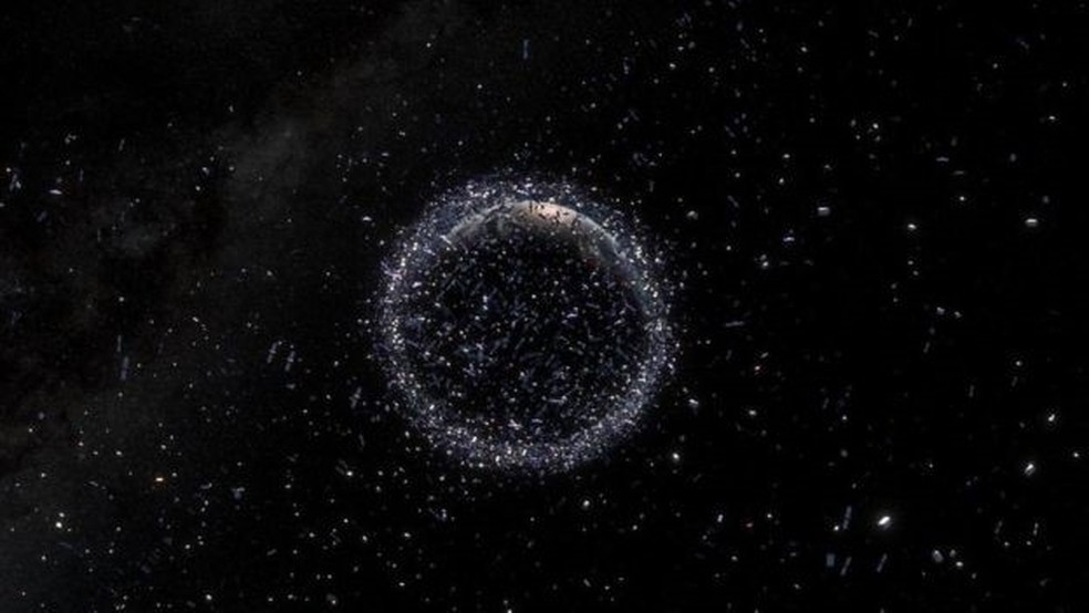 Agências espaciais como a Nasa e a ESA rastreiam detritos e lixo que orbitam a Terra, caso isso represente um risco para naves espaciais — Foto: ESA