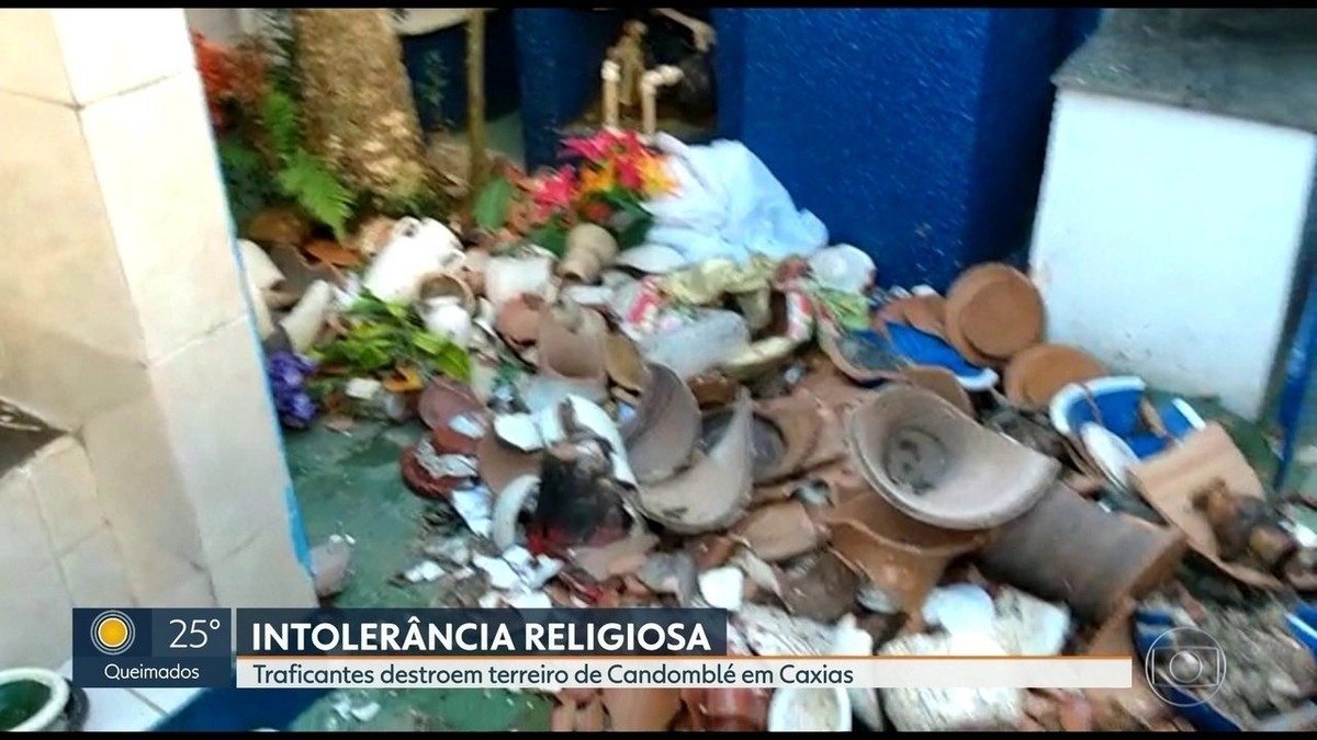Terreiro de candomblé é destruído em Duque de Caxias, na Baixada Fluminense
