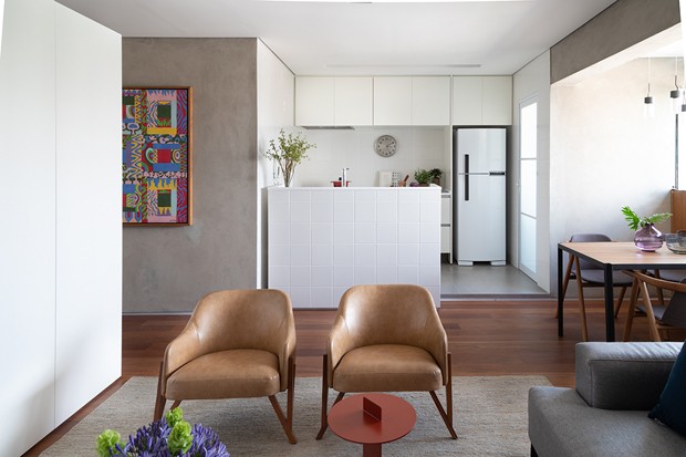 Apartamento de 68 m² tem espaços de sobra com marcenaria bem pensada (Foto: Fotos Evelyn Muller e produção Deborah Apsan)