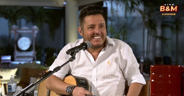 Bruno e Marrone fazem live sertaneja no YouTube durante quarentena | Música  | G1