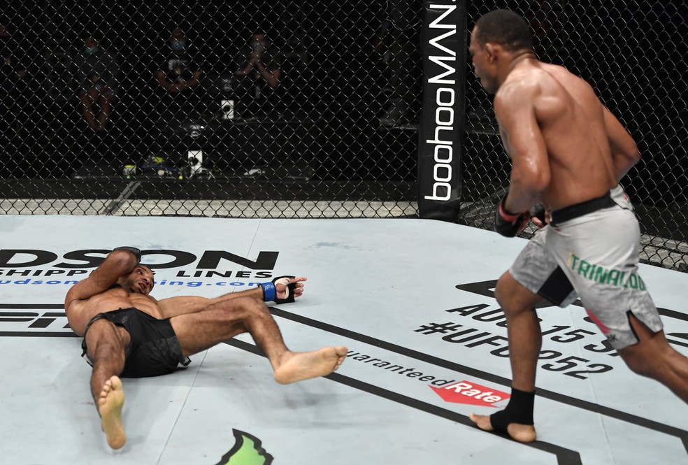 Francisco Massaranduba Jai Herbert UFC: Whittaker x Till — Foto: Getty Images