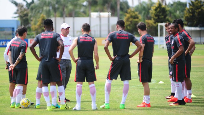 Celso Roth, técnico do Inter (Foto: Ricardo Duarte / Inter, DVG)