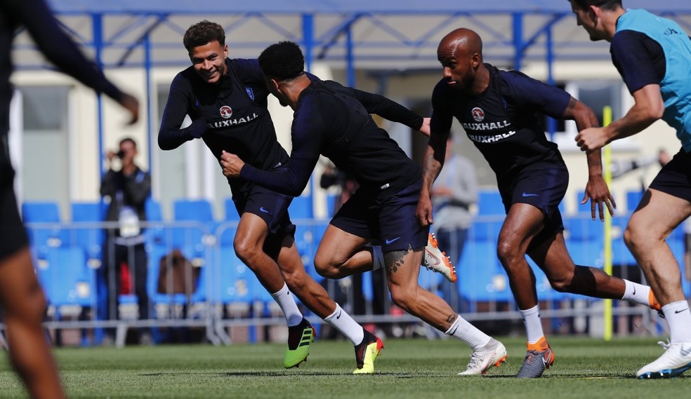 Dele Alli no treino deste sÃ¡bado com a Inglaterra (Foto: DivulgaÃ§Ã£o)