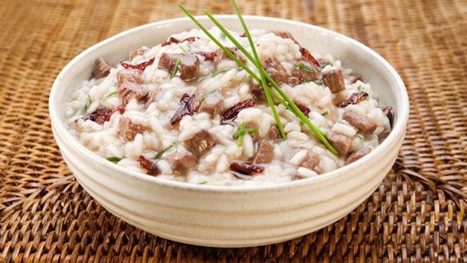 Acompanhado do feijão ou em um bom risoto, arroz é ingrediente de diversos tipos de preparações