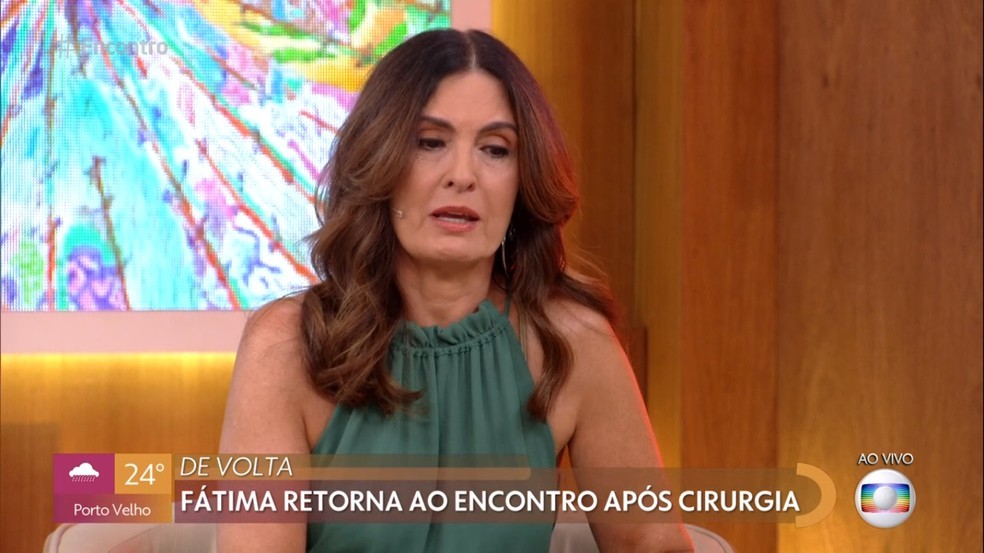 Fátima Bernardes se emociona em volta ao 'Encontro' — Foto: Reprodução/TV Globo