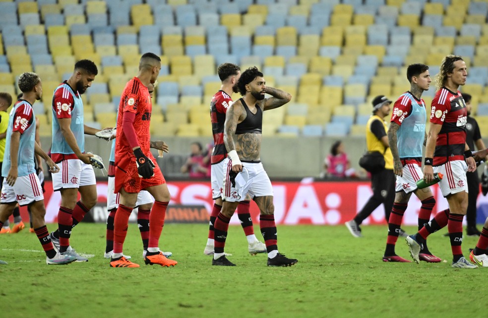 Flamengo após derrota para o Botafogo — Foto: André Durão / ge