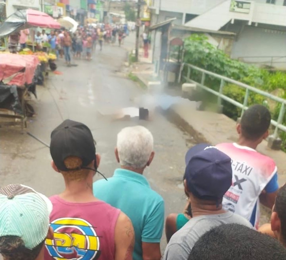 Três pessoas morrem após sofrer choque elétrico em fio em rua de comunidade  em Jaboatão dos Guararapes | Pernambuco | G1