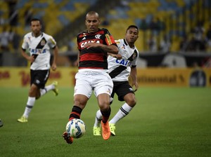 Sem caô! Xingamento de Sheik vence enquete por lance mais bizarro