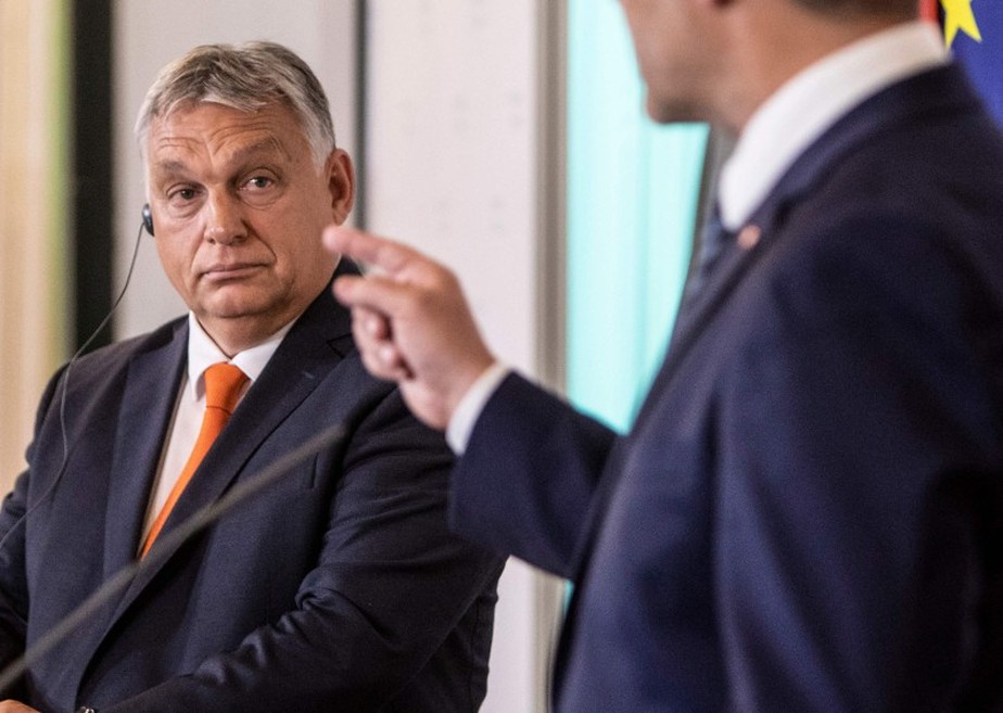 Primeiro-ministro da Hungria, Viktor Orbán, durante entrevista coletiva ao lado do chanceler austríaco, Karl Nehammer