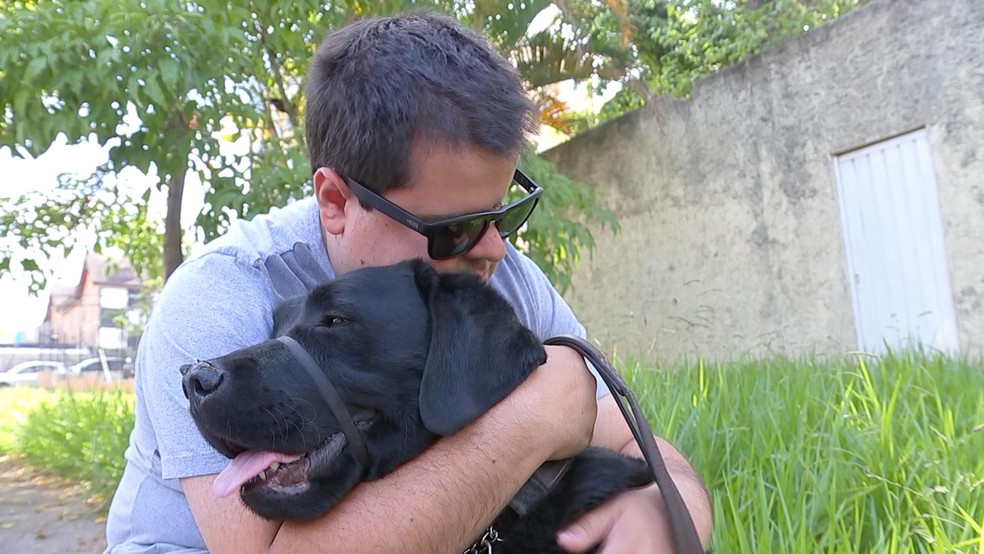 Pessoas com deficiência alegam dificuldades no transporte por aplicativos — Foto: Reprodução/TV TEM