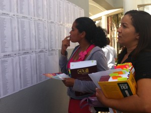 Pela segunda vez, a estudante Alcirene Vieira tenta o exame, mas só chegou à segunda fase agora. "Acredito que desta vez eu consigo", disse. (Foto: Patrícia Alencar/G1)