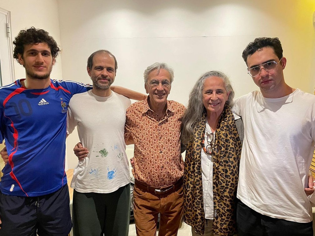 Caetano celebra 80 em família com show com Bethânia e os três filhos — Foto: Redes sociais