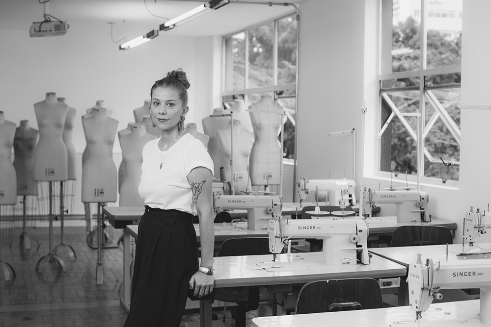 "Promover a transparência na indústria da moda está diretamente ligado à melhoria das condições de trabalho das mulheres, pois elas ocupam 75% dos postos no setor". (Foto: Marcus Steinmeyer)