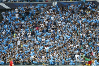 Torcida do Grêmio supera expectativa, e Arena recebe 127 mil em três jogos