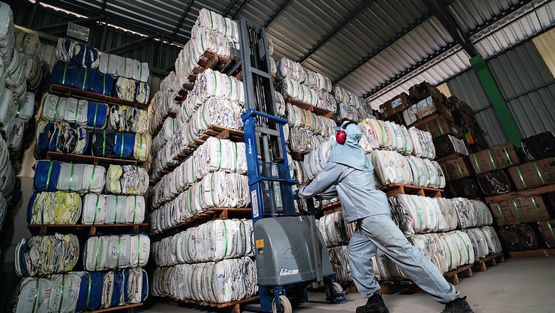 No ano passado, foram recolhidas 49.881 toneladas de embalagens de defensivos, volume 9,47 vezes maior que no ano anterior (Foto: Divulgação)