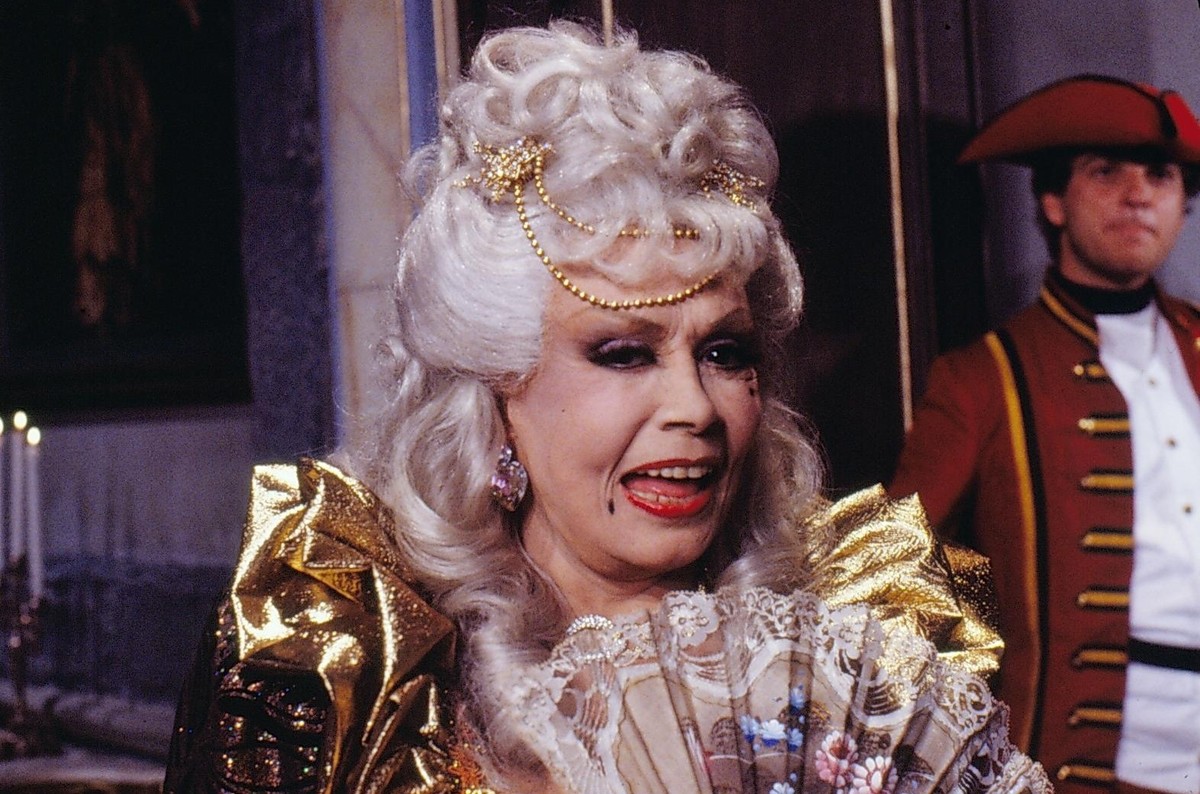 Dercy Gonçalves que foi consagrada o maior nome do humor no Brasil causou um prejuízo de bilhões para a Globo (Foto Reprodução/G1) 