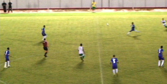 gessé gol meio campo acre  Atlético-AC (Foto: Reprodução )