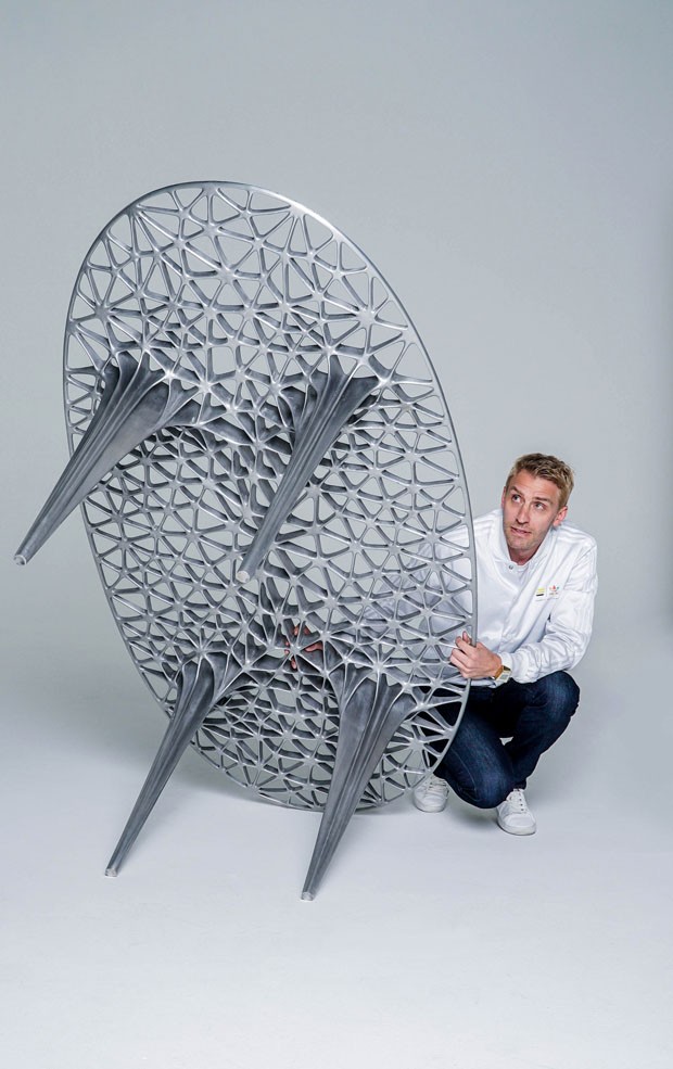 Janne Kyttänen: a fronteira entre escultura e mobiliário (Foto: Divulgação)
