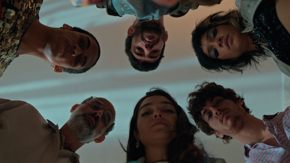 Cena da série brasileira 'Lov3', que estreou em 2022 — Foto: Divulgação