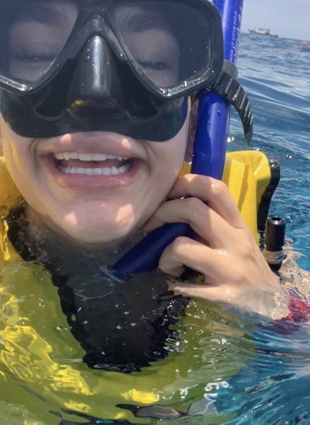 Kéfera mergulha em praia mexicana e abre álbum de fotos engraçadas (Foto: Instagram/ Reprodução)