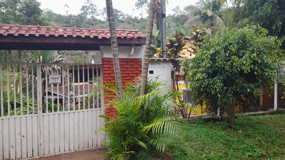 Casa havia sido locada por famílias de Ferraz de Vasconcelos e Guaianases — Foto: Débora Carvalho/TV Diário
