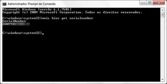N?mero de s?rie do Windows 7 exibido no prompt de comando (Foto: Reprodu??o/ Raquel Freire)