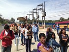 Com protesto de motoristas, pontos de ônibus ficam lotados na Zona Leste