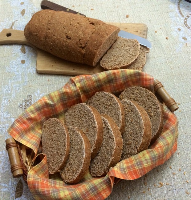O pão integral com linhaça é uma boa pedida para o café da manhã e o chá da tarde (Foto: Divulgação/Jasmine)