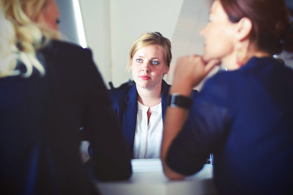 A pressão no trabalho, falta de empatia e frieza profissional podem levar à síndrome — Foto: Reprodução/Unsplash