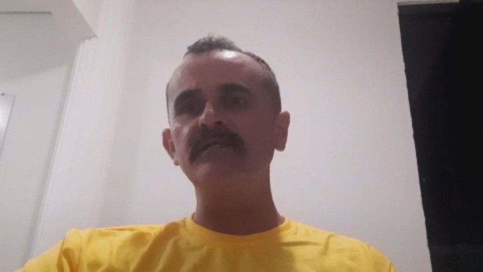 PM Roniedson Araújo desarmou ladrão com chute, no DF — Foto: TV Globo/Reprodução