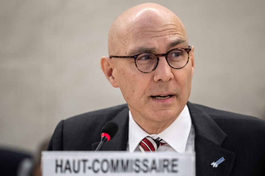O alto comissário da ONU para os Direitos Humanos, Volker Turk, discursa durante a 52ª sessão do Conselho de Direitos Humanos da ONU, em Genebra, em 6 de março de 2023